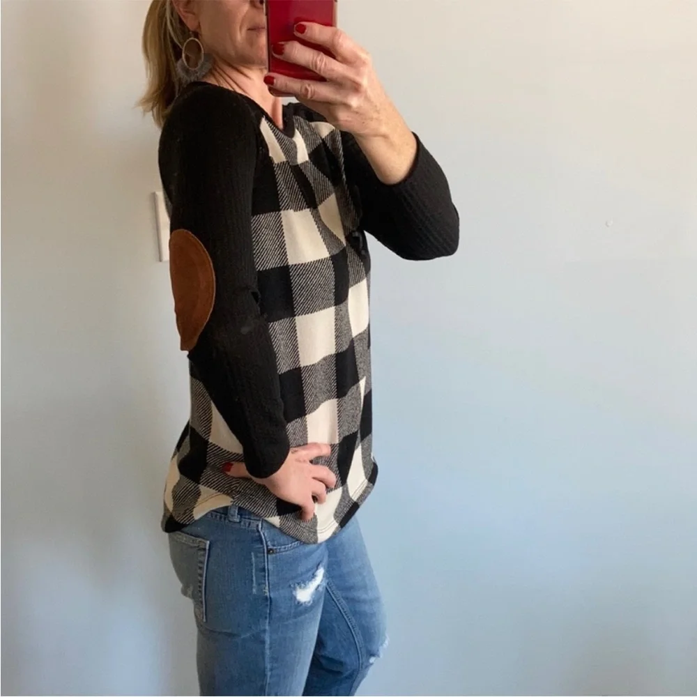 Black & White Buffalo Check, Elbow Patch Top - Picture 3 of 6